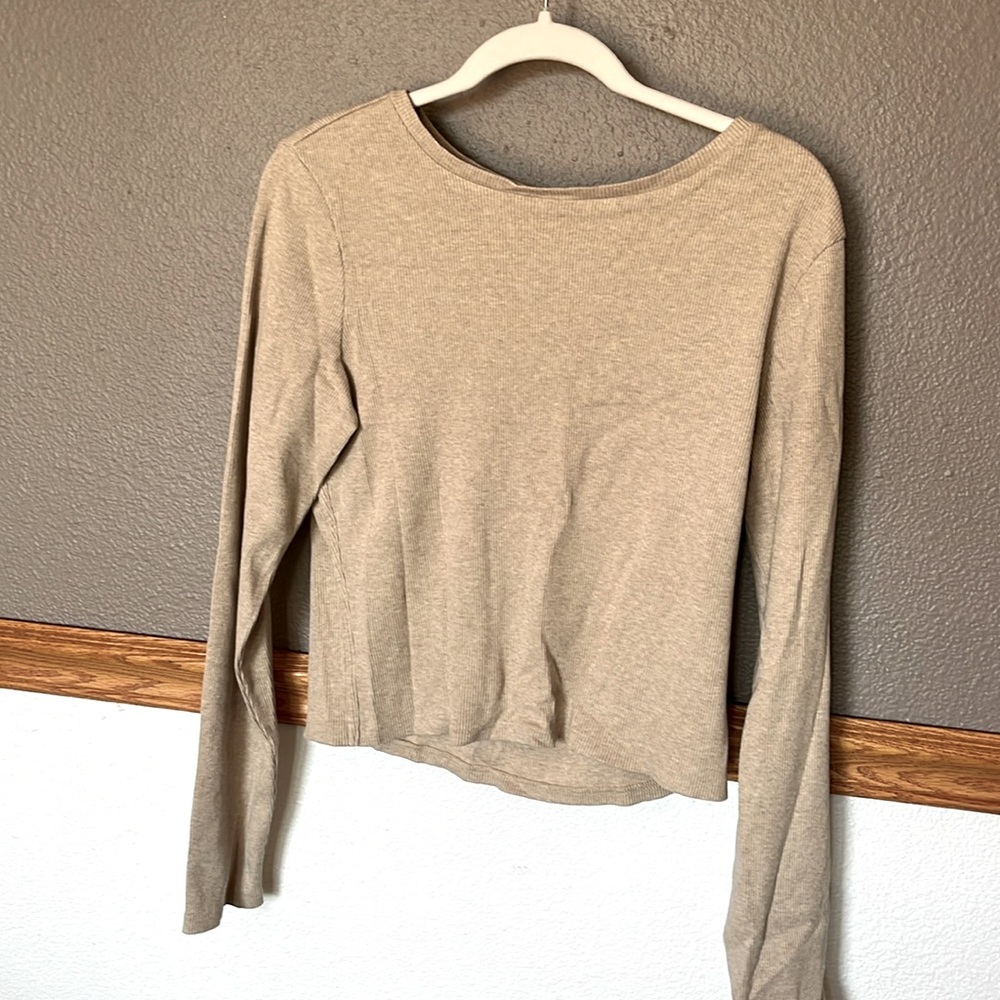 Cropped heavy knit top